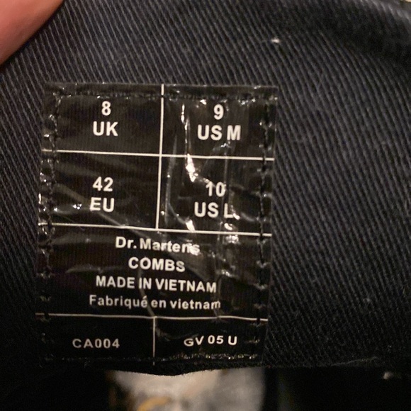 Dr. Martens - Picture 2 of 5